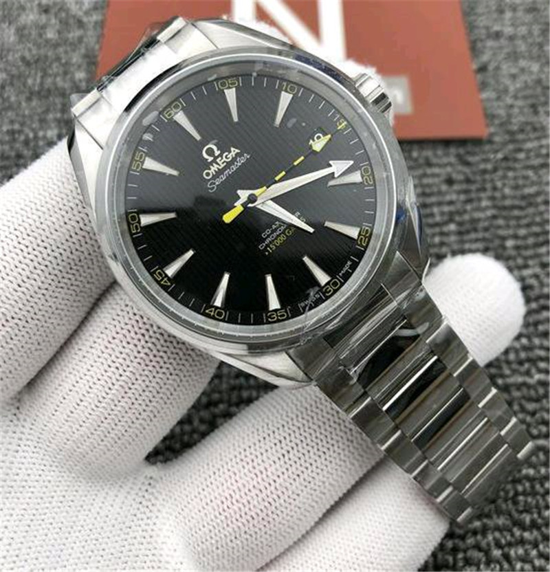 VS廠歐米茄海馬150大黃蜂細(xì)節(jié)會(huì)不會(huì)一眼假