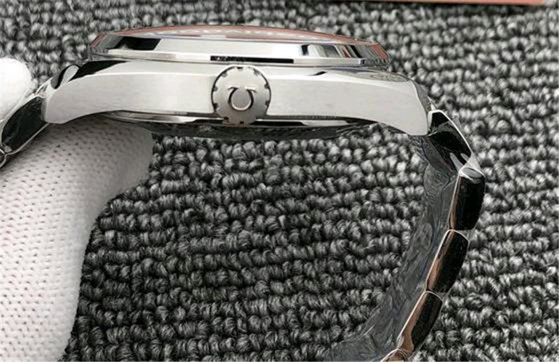 VS廠歐米茄海馬150大黃蜂細(xì)節(jié)會(huì)不會(huì)一眼假