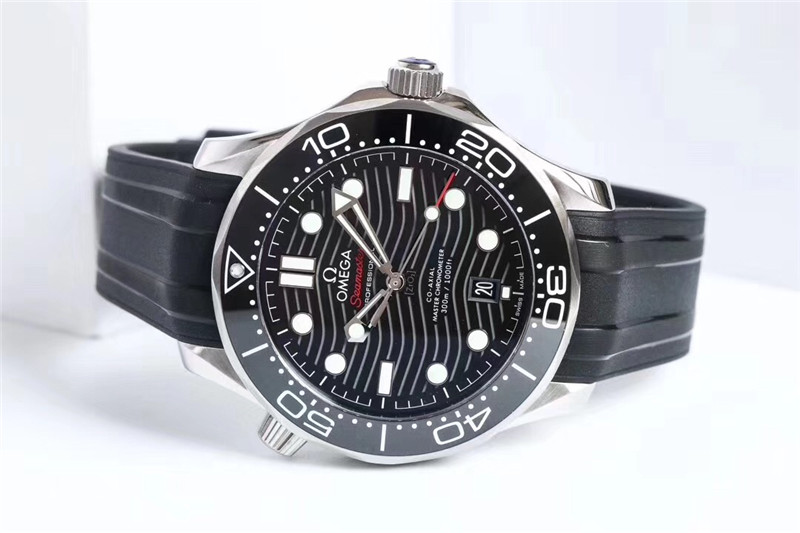 VS廠歐米茄海馬300黑面對比正品評測（VS海馬300黑面一眼假嗎）