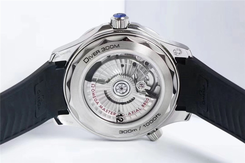 VS廠歐米茄海馬300黑面對比正品評測（VS海馬300黑面一眼假嗎）