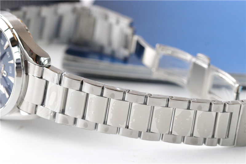 VS廠歐米茄海馬150GMT藍面評測（VS廠海馬150GMT有破綻嗎）