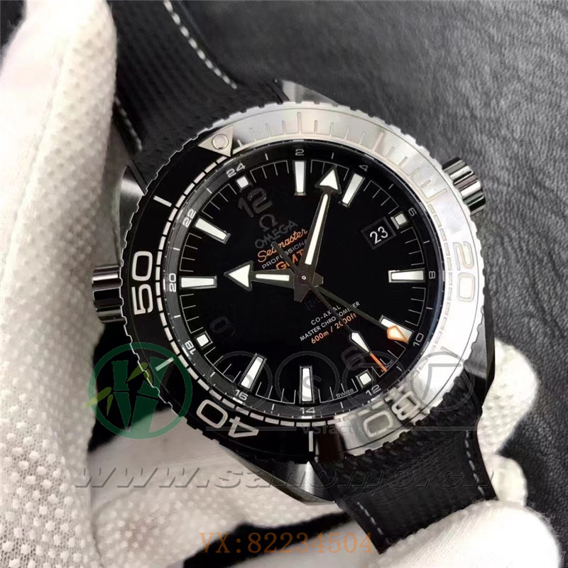 VS廠歐米茄海馬600米「深海之黑」產(chǎn)品展示