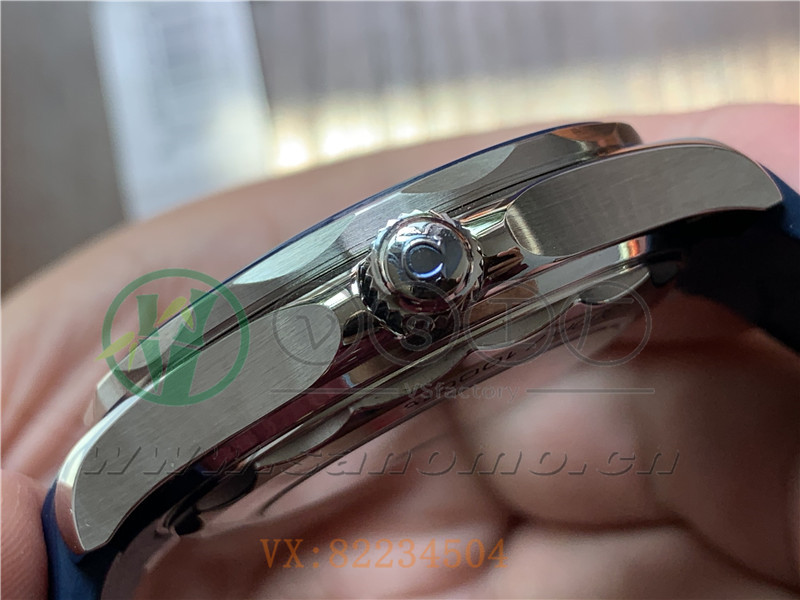 VS廠歐米茄海馬300米「藍(lán)面膠帶」產(chǎn)品展示