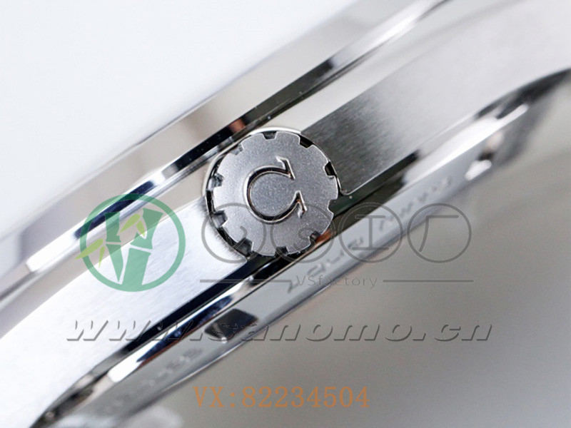 VS廠歐米茄海馬150米「柚木黑盤」產(chǎn)品展示