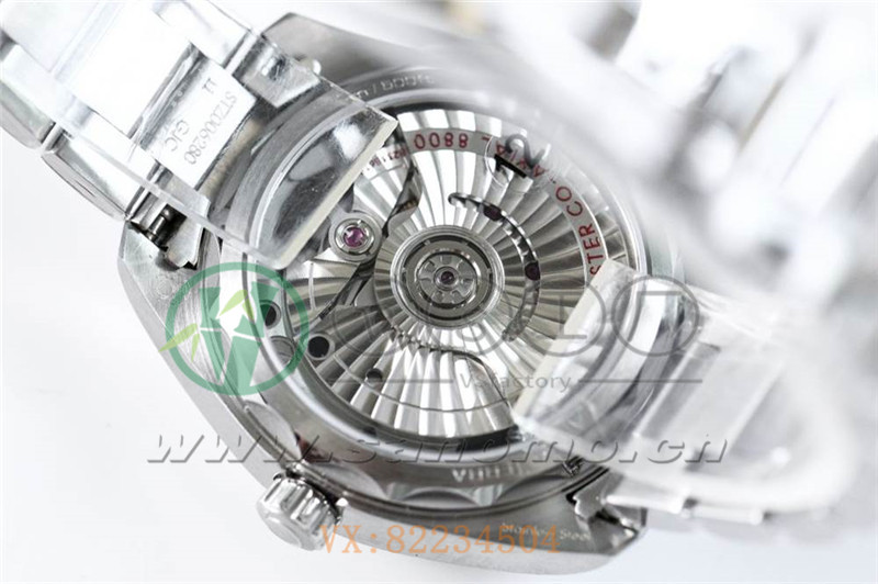 VS廠歐米茄海馬150女士腕表珍珠銀貝盤產(chǎn)品展示