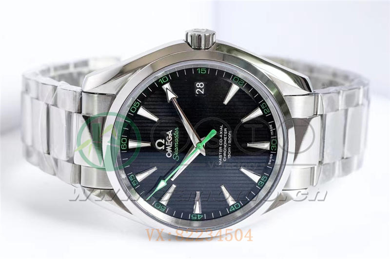 VS廠歐米茄海馬150米「柚木黑盤(pán)綠針」產(chǎn)品展示