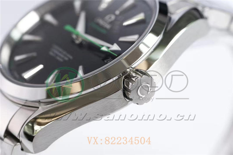 VS廠歐米茄海馬150米「柚木黑盤(pán)綠針」產(chǎn)品展示