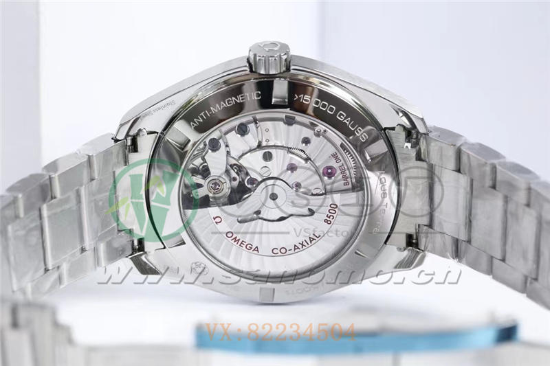 VS廠歐米茄海馬150米「柚木黑盤(pán)綠針」產(chǎn)品展示