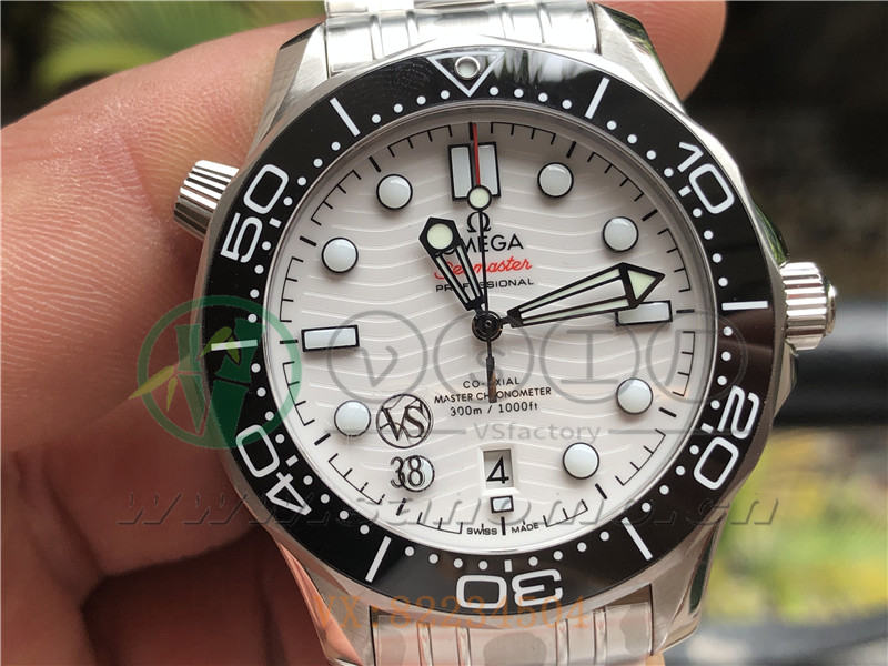 VS廠歐米茄海馬300熊貓盤做工質(zhì)量評(píng)測(cè)（vs廠海馬300熊貓是否值得推薦）