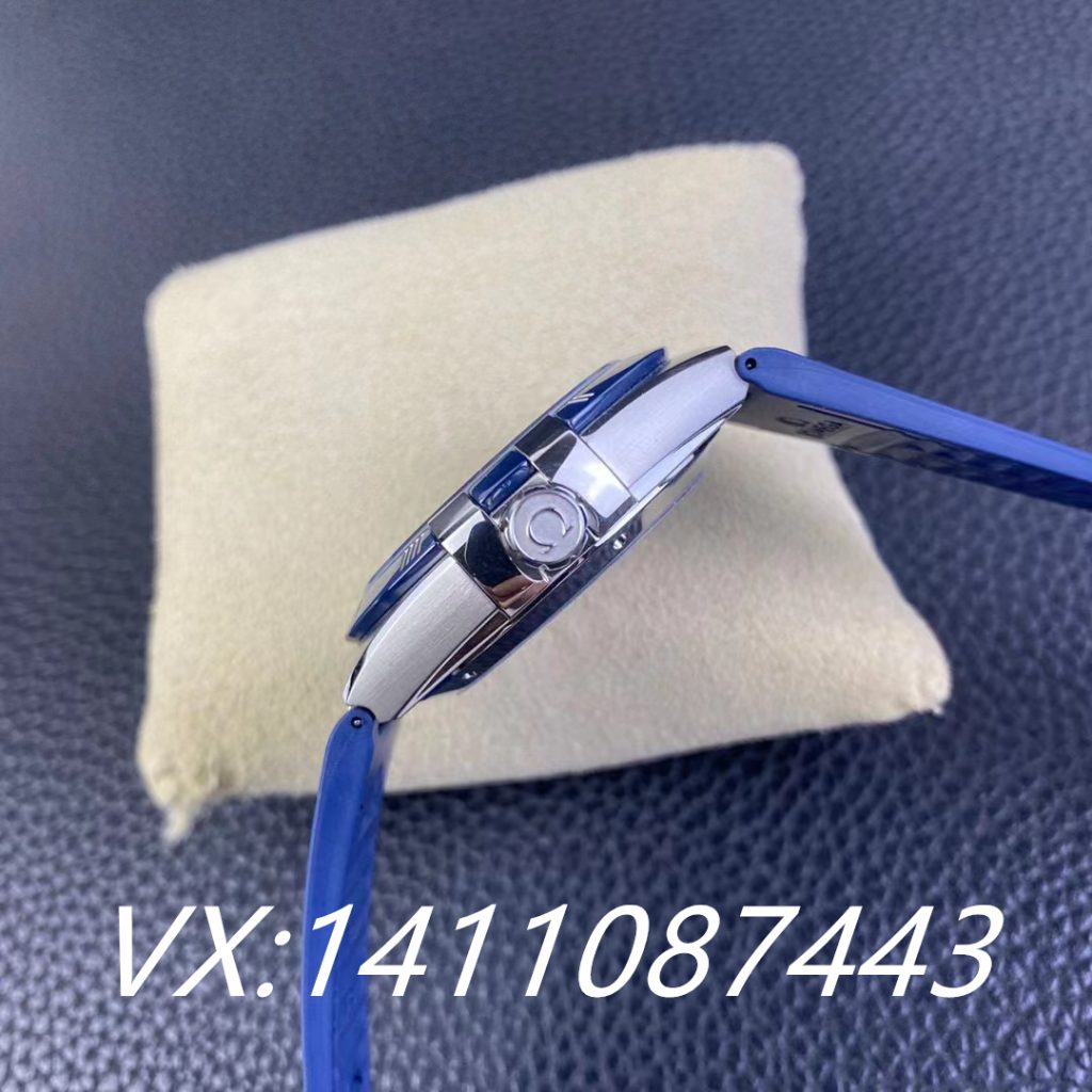 完勝其它機芯？歐米茄8900機芯實測數據對比！