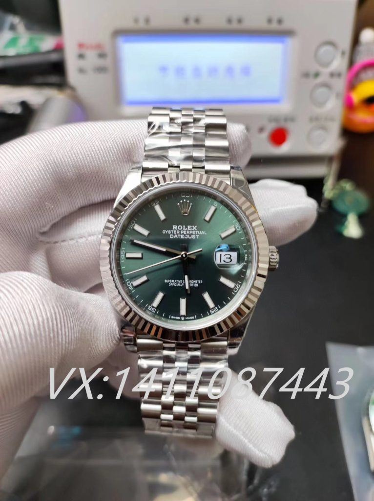 VS勞力士薄荷綠日志復刻表質量深度評測!（做工質量跟正品是否存在破綻）