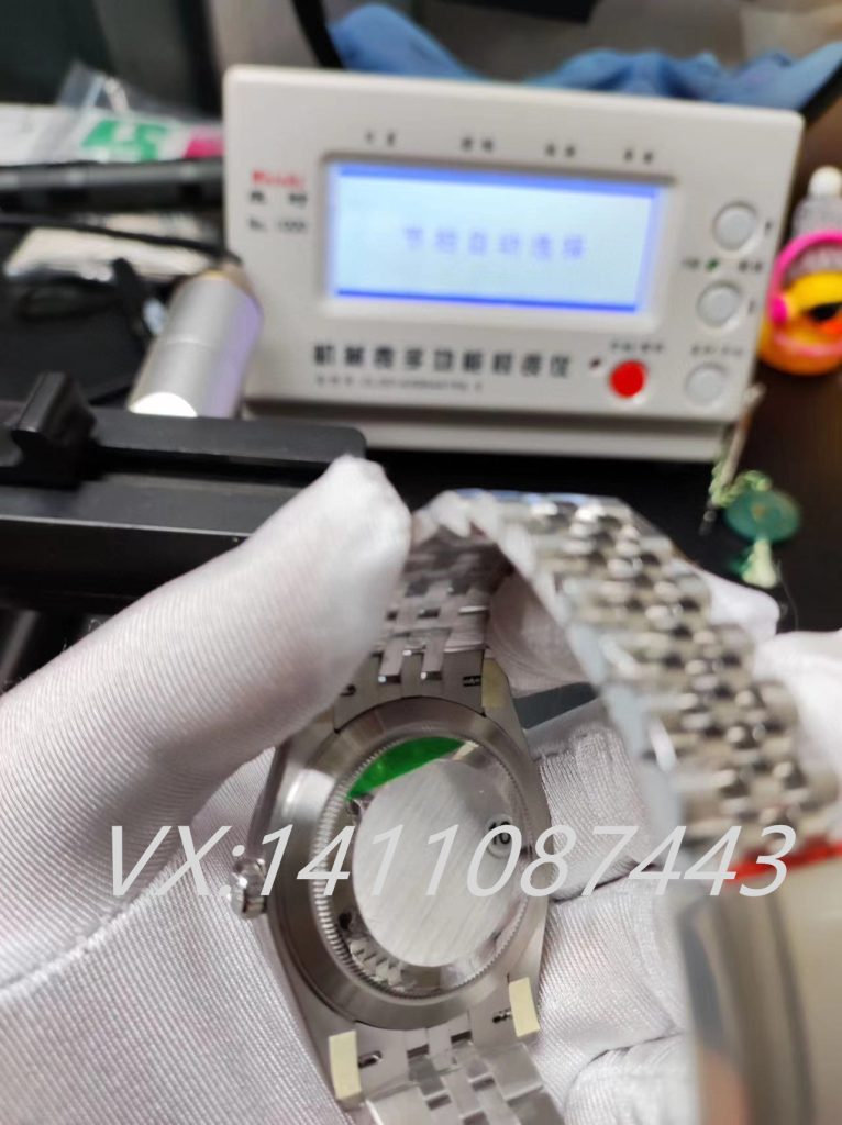 VS勞力士薄荷綠日志復刻表質量深度評測!（做工質量跟正品是否存在破綻）