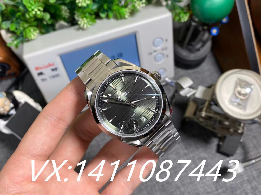 vs廠歐米茄海馬150柚木綠對比正品，以及兩種辨別方法