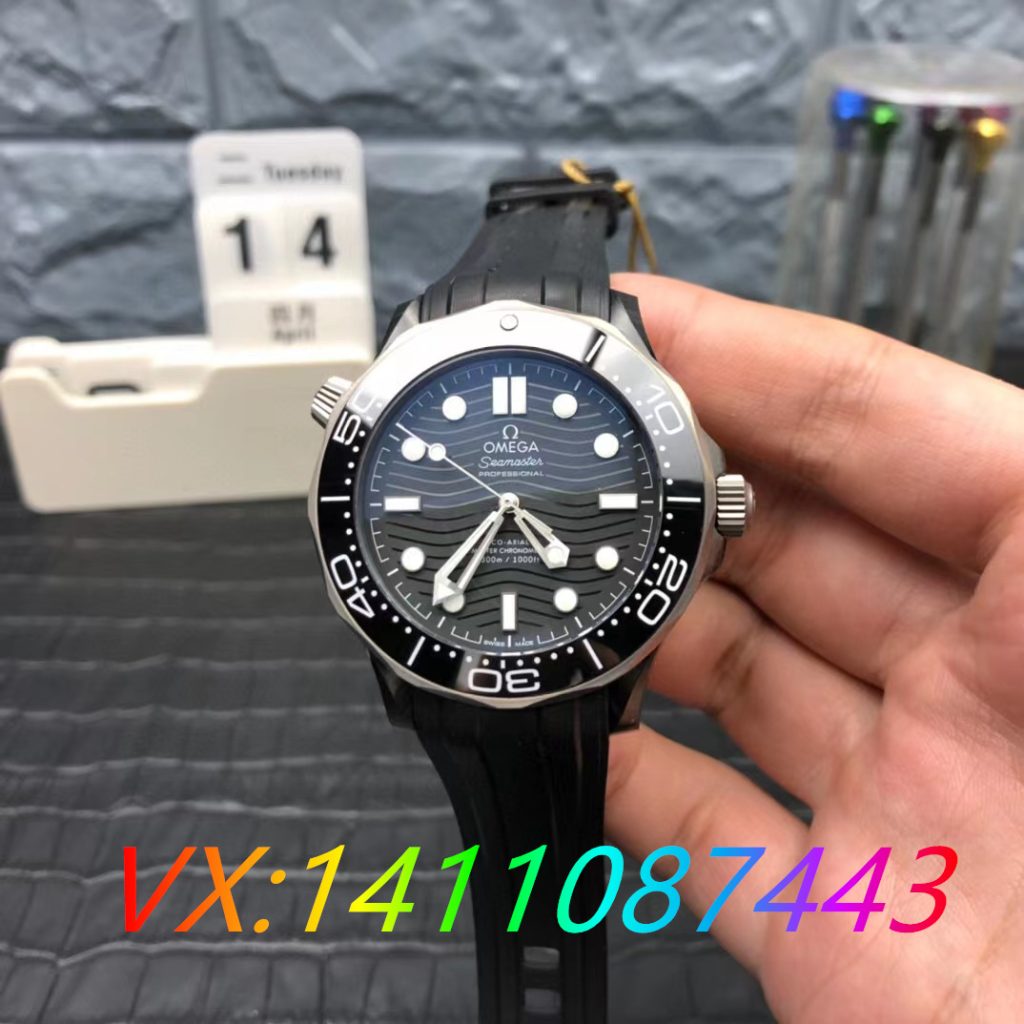 VS廠手表如何？VS廠歐米茄黑盤陶瓷海馬300評測