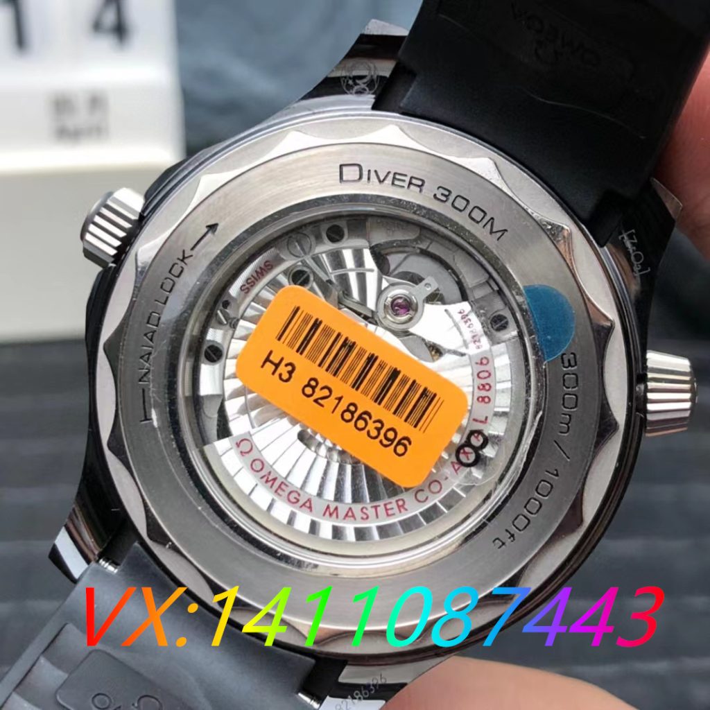 VS廠手表如何？VS廠歐米茄黑盤陶瓷海馬300評測