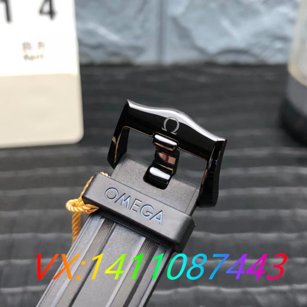 VS廠手表如何？VS廠歐米茄黑盤陶瓷海馬300評測