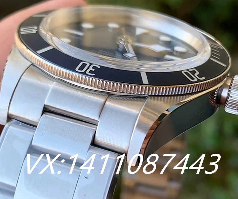 VS廠(chǎng)海馬藍(lán)色300V3版腕表上手評(píng)測(cè)