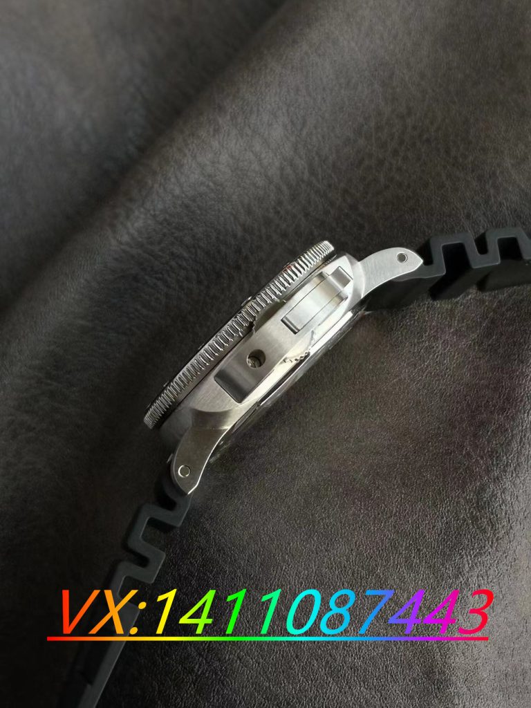 VS廠沛納海PAM00683做工評(píng)測(cè)全面解析