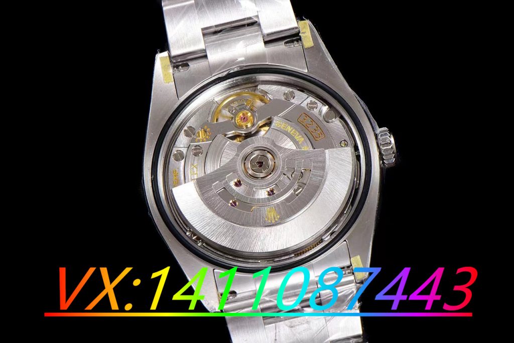 VS廠36mm勞力士蠔式恒動蒂芙尼藍色表盤和EW廠恒動，哪個更值得購買？