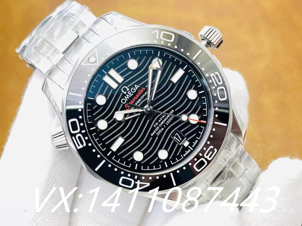 VS（SBF）廠海馬300對比正品如何？深度解析VS廠歐米茄海馬300，你選擇是？