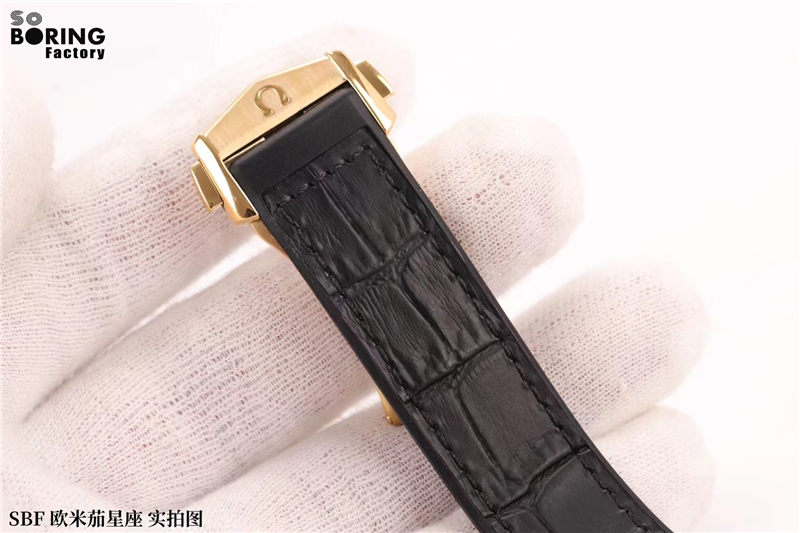 vs廠歐米茄五代星座全玫藍(lán)與全金黑對比