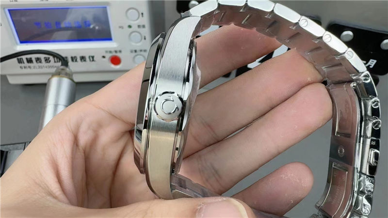 VS廠歐米茄海馬150世界時冰藍盤還原度高嗎？