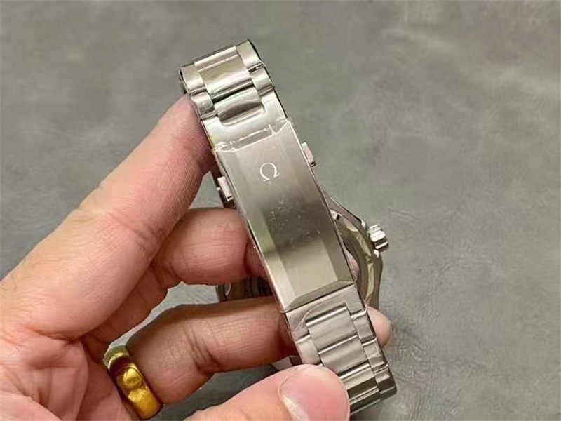 VS廠歐米茄新款海王系列波塞冬款版本怎么辨別，實(shí)拍細(xì)節(jié)圖展示！