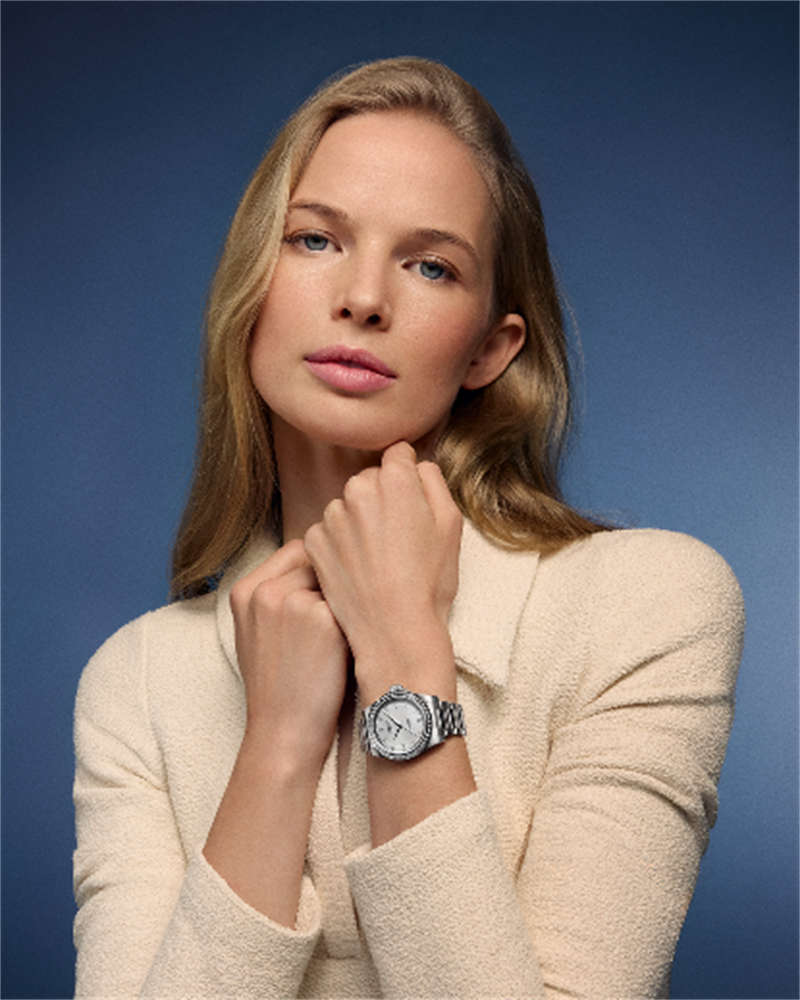 情人節(jié)特惠限定！浪琴表綻放色彩，記錄你們的心動瞬間