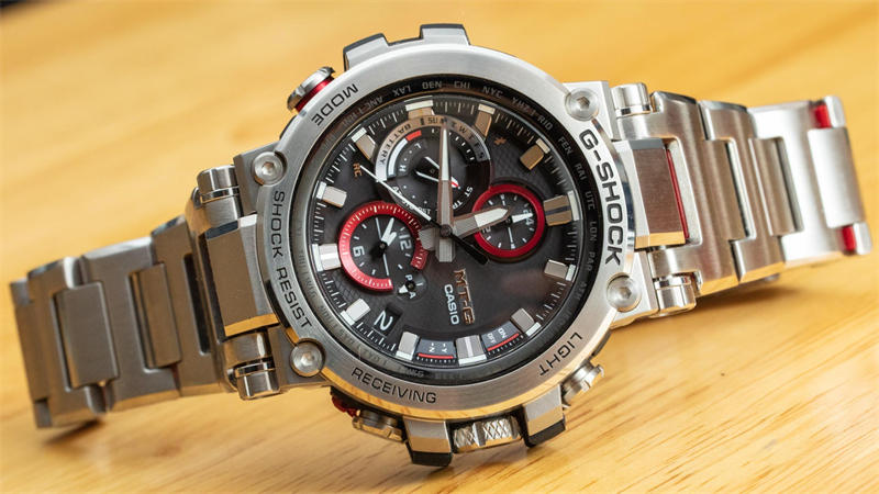 ?突破傳統，盡顯成熟魅力：G-Shock MTGB1000D-1A手表評測