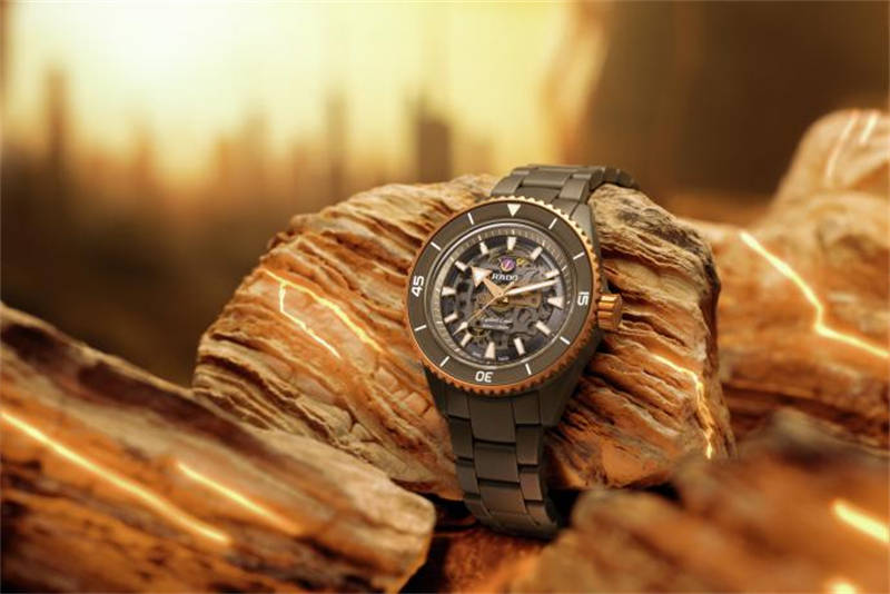 Rado瑞士雷達“蒼焰庫克”新表盡顯野性魅力