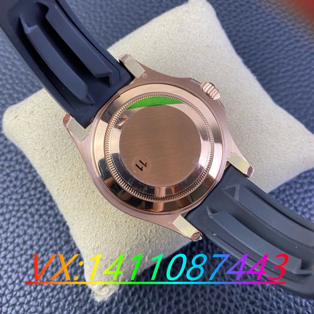 VS廠勞力士玫瑰金游艇的3235機(jī)芯和正品比起來會不會一眼假呀？