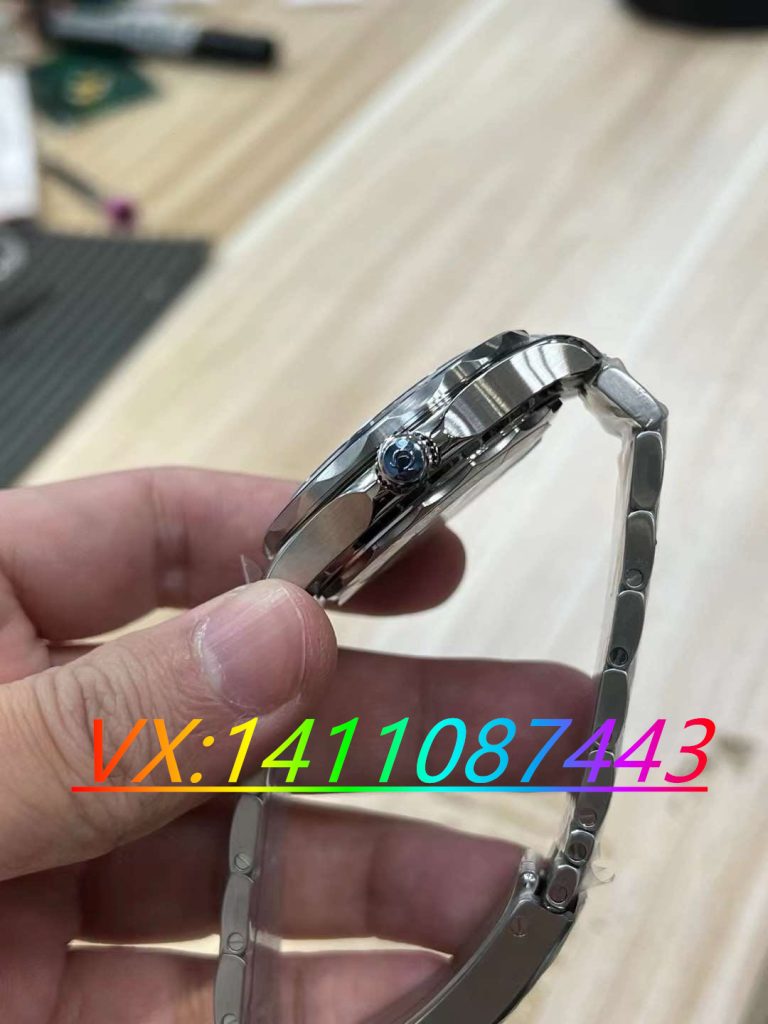 VS廠歐米茄海馬300米潛水表Summer Blue款，值得入手嗎？