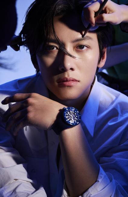 瑞士雷達表庫克船長“海軍藍”腕表熱賣中