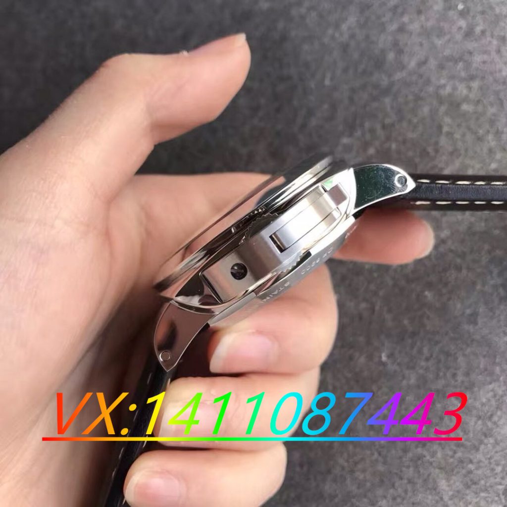 沛納海359 VS廠搭配P9000機芯：傳承經典，細節之美盡顯