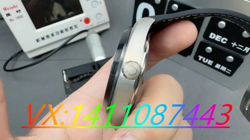 VS廠歐米茄世界時鈦灰海馬的實拍細節(jié)測評