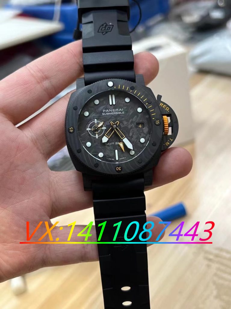 VS廠沛納海1324碳纖維搭配9011機芯細節做工評測