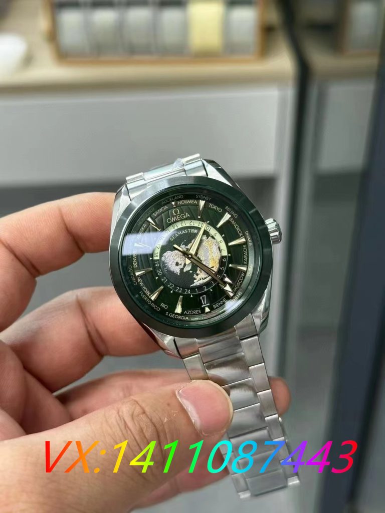 VS廠海馬150m世界時墨綠面做工怎么樣?