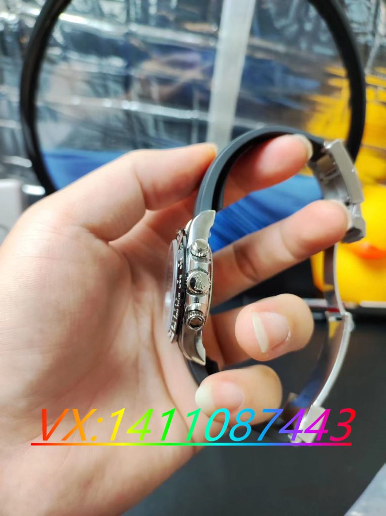 勞力士迪通拿三個按鍵怎么正確使用?