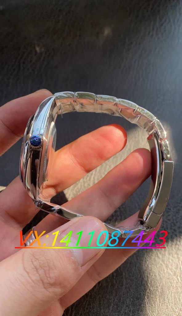 EW廠勞力士蠔式恒動(dòng)慶典搭載3235機(jī)芯做工質(zhì)量測評(píng)