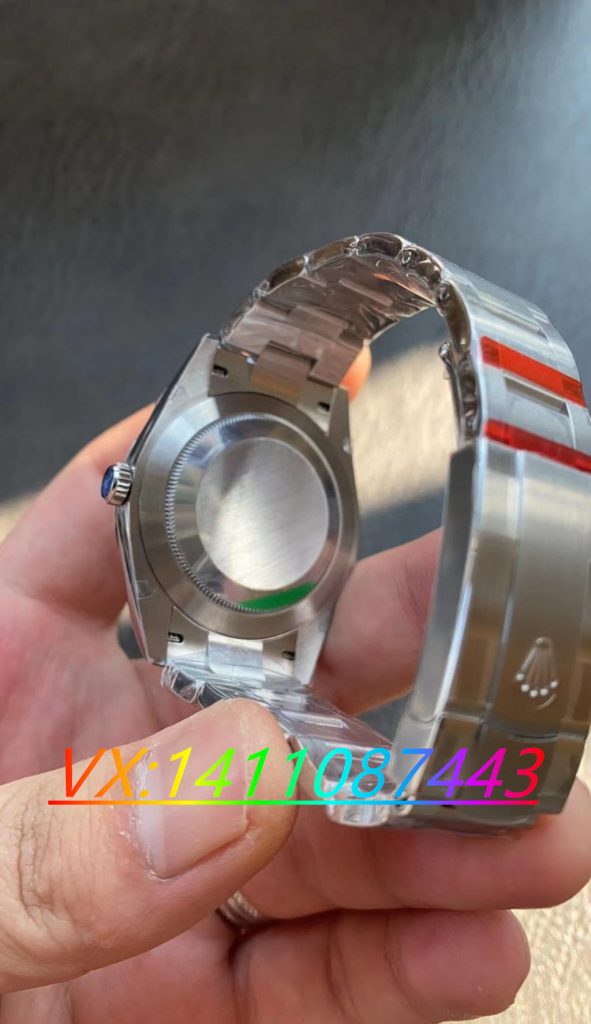 EW廠勞力士蠔式恒動(dòng)慶典搭載3235機(jī)芯做工質(zhì)量測評(píng)