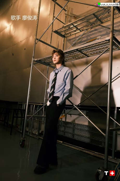 秋意正濃，時(shí)尚新章：天梭佳作點(diǎn)亮秋日風(fēng)情