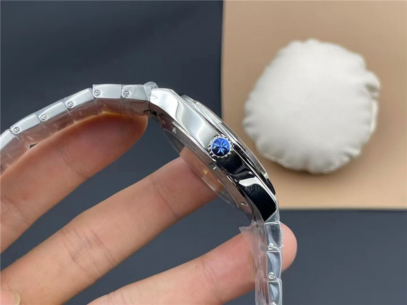 ZF工廠江斯丹頓縱橫四海4500V復刻表的還原度與做工細節解讀