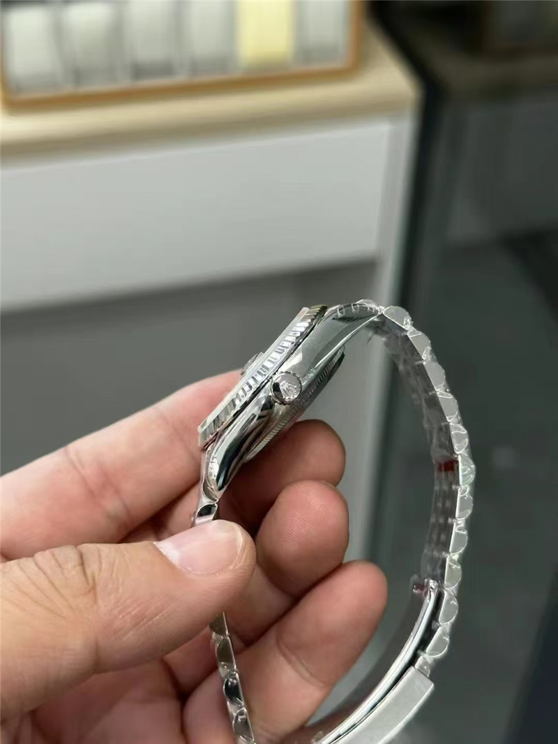 VS廠勞力士日志綠面丹東3235機(jī)芯36m復(fù)刻表細(xì)節(jié)解讀和鑒賞