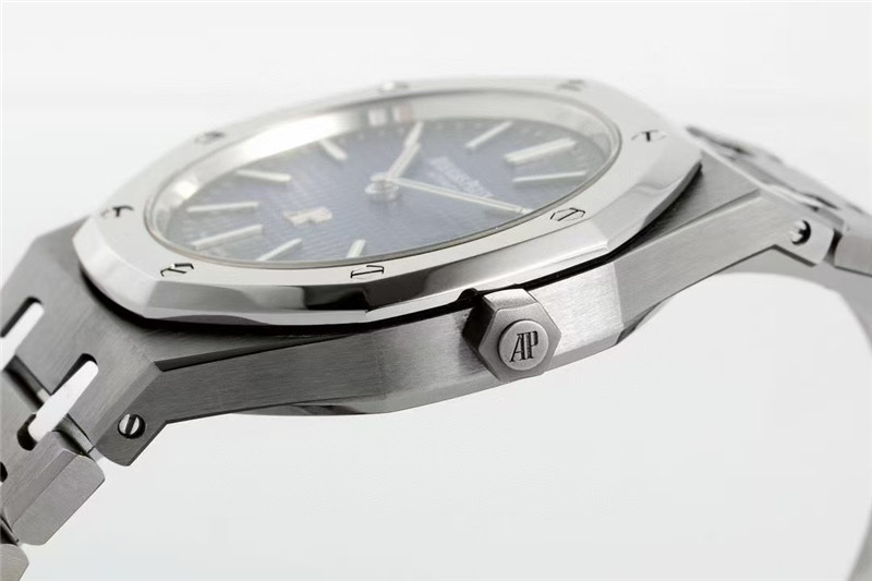 ZF工廠愛彼復(fù)刻表15202IP鈦金屬版細(xì)節(jié)評(píng)測(cè)