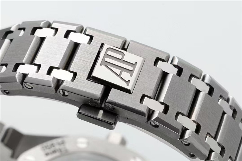 ZF工廠愛彼復(fù)刻表15202IP鈦金屬版細(xì)節(jié)評(píng)測(cè)