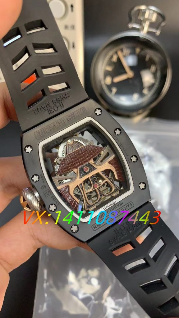 YS廠理查德米勒RM047黑陶瓷用的是真陀飛輪嗎？