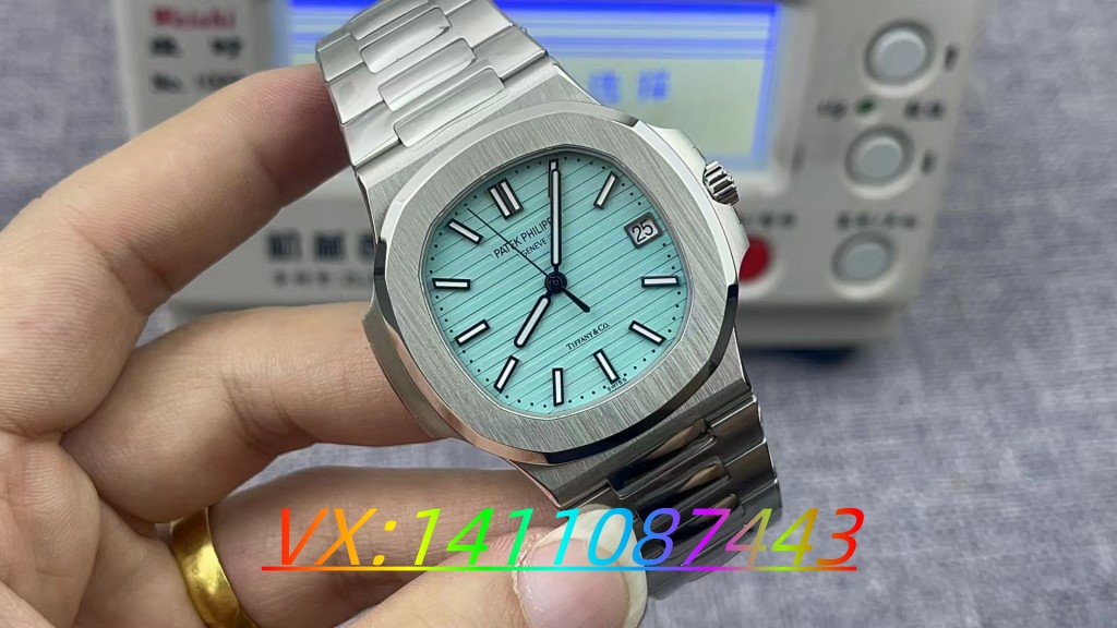 K廠百達(dá)翡麗鸚鵡螺達(dá)芙妮藍(lán)評(píng)測(cè)"