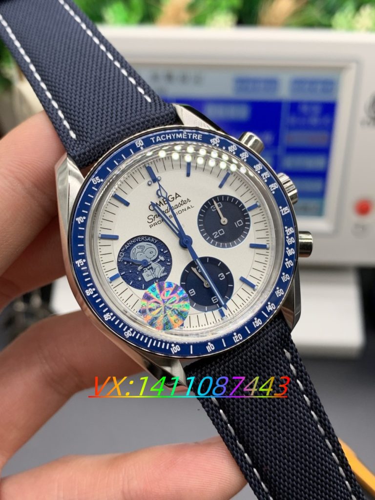 OS廠歐米茄超霸史努比50周年紀念款評測:致敬經典，續寫傳奇?