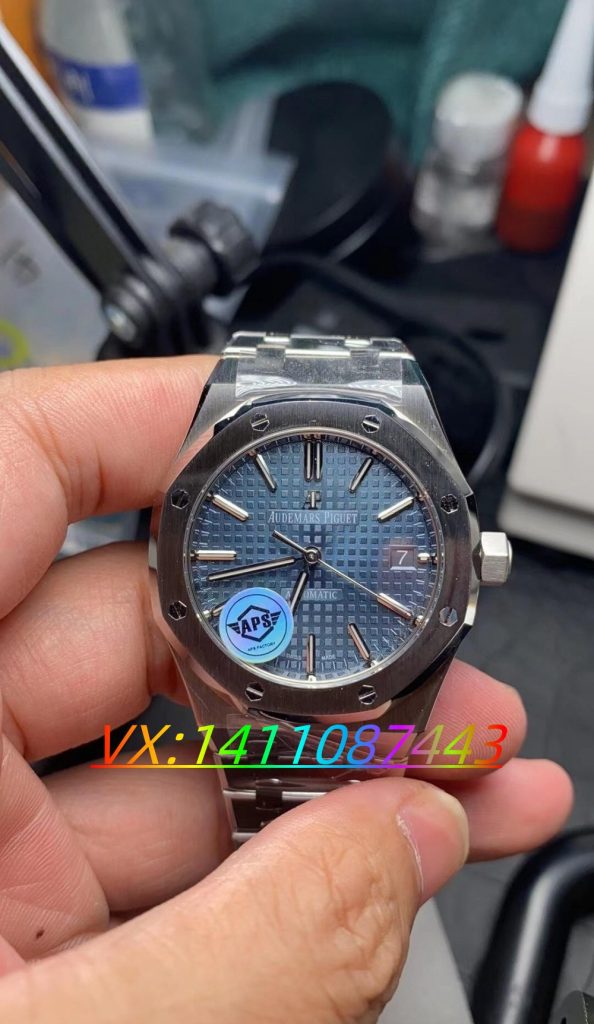 深度解析:APS愛彼15450女款37mm女表究竟好在哪？