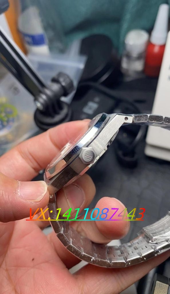 深度解析:APS愛彼15450女款37mm女表究竟好在哪？